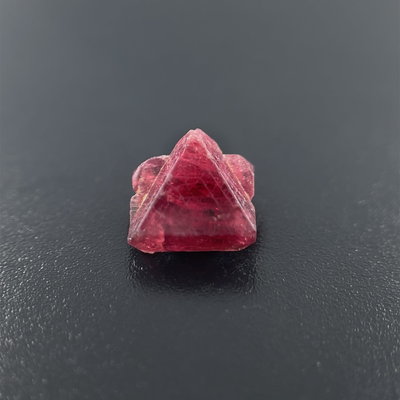 天然紅色尖晶石(Spinel)大衛之星雙晶原礦裸石1.25ct [基隆克拉多色石Y拍]