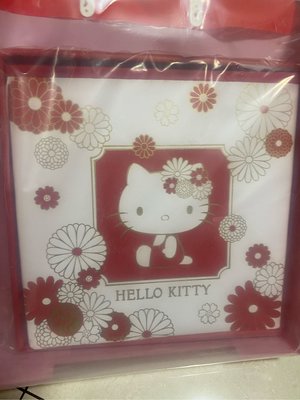Hello Kitty 皮革摺疊收納凳