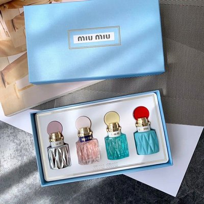 熱銷# &amp;Miu Miu 繆繆 香水 女士香水 四件套 香水禮盒 香氛組合 淡香水 4*20ml  香水套裝