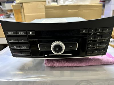 BENZ 賓士 W212 E350 NTG4.0 2010-2012 原廠主機 7吋 大螢幕DVD 藍芽 收音機 AUX