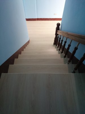 超耐磨木地板  樓梯地板