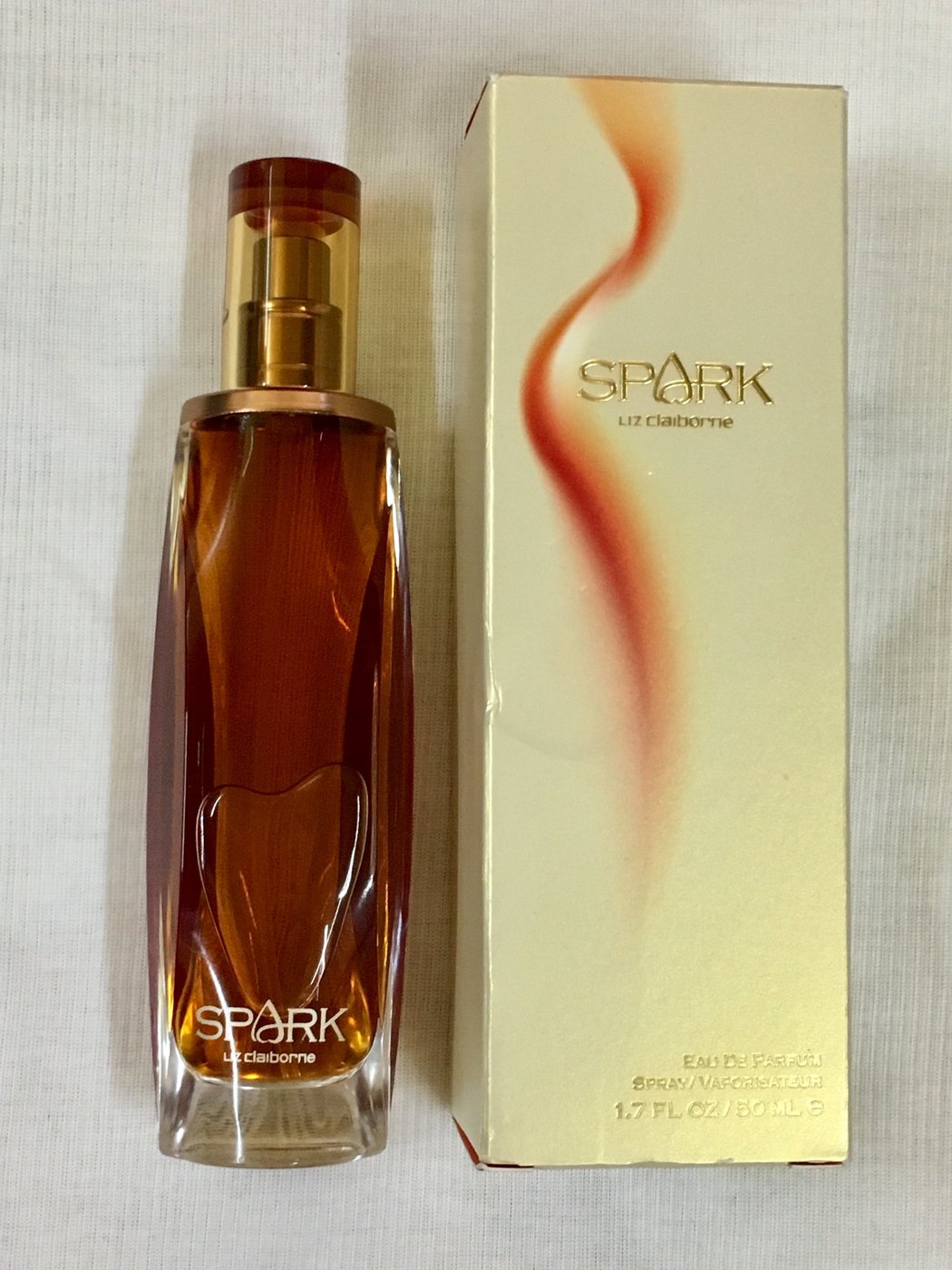 Spark Liz Claiborne 女淡香精50ML | Yahoo奇摩拍賣