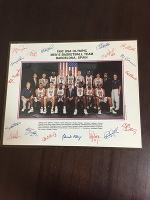 MICHAEL JORDAN 1992 USA 夢幻隊 全隊 4x6 大張 彩色 印刷簽名照 背面全白 含塑膠殼