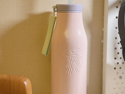 正品韓國星巴克2019夏日限定奶瓶杯 粉色瓶身紫色蓋子淡藍色🌸顏值超級高！473ml