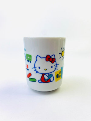 【二手】日本中古 三麗鷗Hello kitty1976年絕版茶杯 手 回流 瓷器 擺件【佟掌櫃】-3661