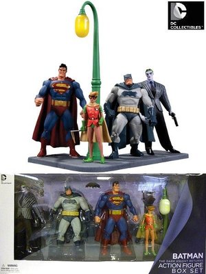 金錢貓雜貨 全新 DC Collectibles Dark Knight Returns 蝙蝠俠 小丑 超人 羅賓