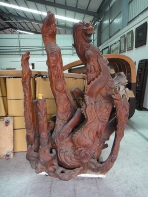 大高雄冠均二手貨家具(全省收購)---【台灣檜木】祥龍瑞雲    大件木雕     值得收藏