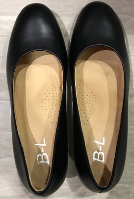 氣墊黑色高跟鞋 (台灣製造)