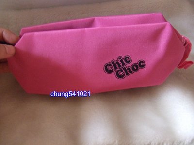全新 CHIC CHOC 奇可俏可桃紅色長形化妝包