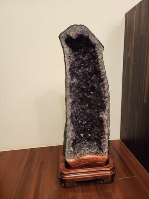 自售巴西火型紫水晶洞 20.8kg  鈦晶共生 透亮紫水晶洞 旺宅 旺氣 開運水晶洞