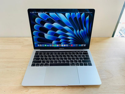 台中 2019年 MacBook Pro 13吋 i5 (1.4) 8G 256G 銀色 蘋果電腦 323次 沒有盒裝