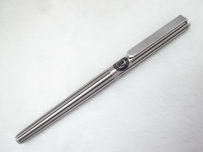 B631 百樂 日本製 全鋼蝕刻鋼珠筆 (阪神虎)(9成新)