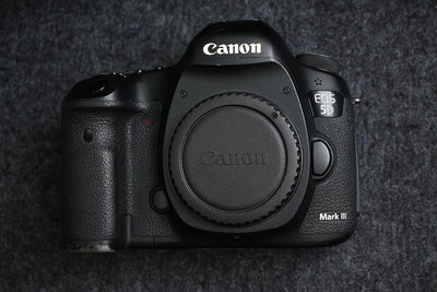Canon 5D3 水貨盒單全 快門9xxxx SN:763