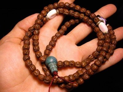 西藏老念珠～老蓮花菩提子念珠 5mm 硨磲隔珠