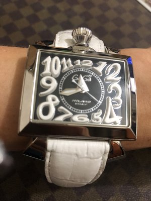 fyfy名牌精品GAGA MILANO透背手動上鍊限量機械錶盒單齊50mm大錶徑14991元起標下標就賣