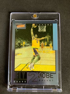 2000-01 UD Ultimate Victory Fly 2 Kobe #68 Kobe Bryant 金屬變形蟲卡面