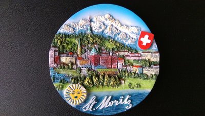 【冰箱貼旅行趣】瑞士帶回紀念品冰河列車必經山城聖摩里茲St. Moritz冰箱貼磁鐵2 艾格丁山滑雪勝地/少女峰黃金列車