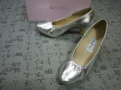 日本製 DIANA 高級真皮粗跟鞋 USA 7 EUR 38  JPN  24 CM