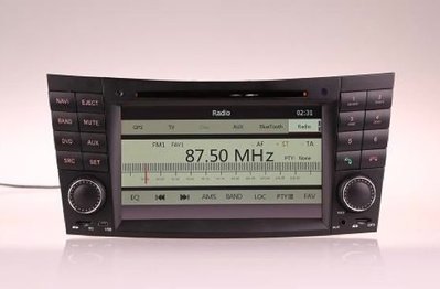 賓士GLK X204音響 專用機 w210 w219 W211 e200 e320 e350音響 專用觸控螢幕DVD音響加papago導航 USB