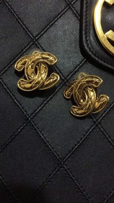 Chanel Vintage 耳環（sold out)