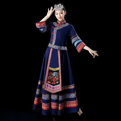 廣西壯族成人女少數民族服裝云南苗寨苗族傳統刺繡舞蹈演出表演服