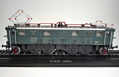 [在台現貨-鐵道迷最愛] 1927年 E 16 07 電車 火車 ATLAS HO比例 1/87 模型 附鐵軌