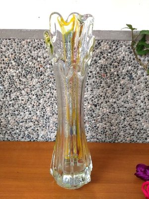 早期 彩絲拉花玻璃花瓶-裡面有冰裂紋與氣泡 很特別