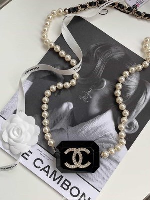 [二手正品]Chanel AirPods耳機盒子 AB6678黑色