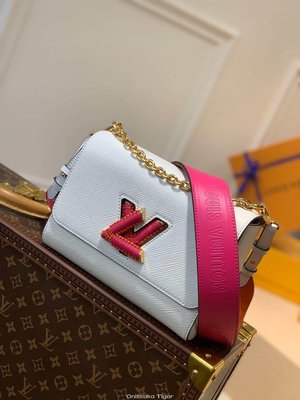 二手Louis Vuitton LV Twist 中號手袋 M57666白色 鏈條