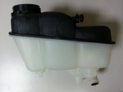 BENZ W211 2003-2008 副水桶 副水箱 備水桶 水箱 水筒 (OEM廠製) 2115000049