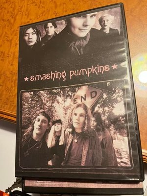 H非官方DVD  Smashing Pumpkins  - Ultimate Video 只有一份