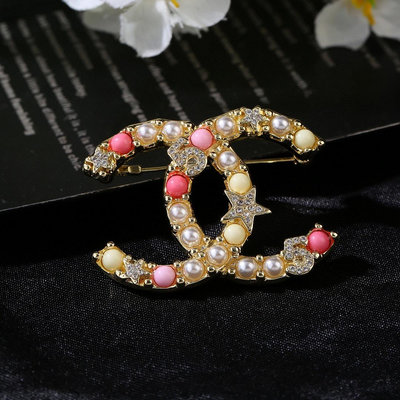 【二手】香奈兒 Chanel 秋冬系列 號 珍珠 鉆石  雙C胸針  別有心機設計的一