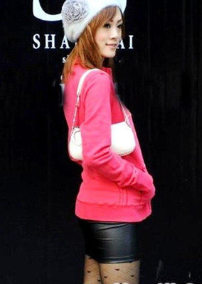 韓國熱銷 仿皮顯瘦彈性 皮裙 短裙 包