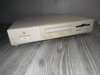 二手 早期 古董 收藏 蘋果 Apple Power Mac 6100/66 (M1596) 電腦主機 桌上型電腦