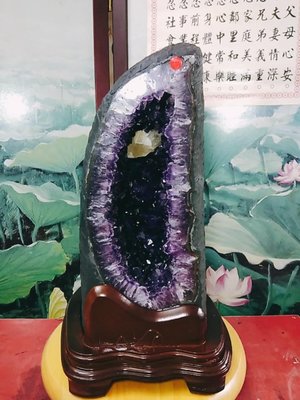 月理水晶鹽燈~ esp級15公斤 ((烏拉圭紫水晶洞))  藏風 納氣.納財.聚財