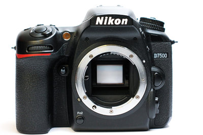 【高雄青蘋果3C】Nikon D7500 單機身 快門數:596xx  二手 數位 單眼 相機 #88945