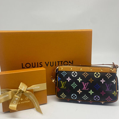 【哈極品】二手品《Louis Vuitton LV  黑三彩 村上隆 字紋 鉚釘  腋下包/麻將包 》