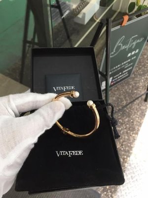 典精品名店 Vita Fede 真品 珍珠 C 扣 手環 單搭 混搭 都超好看 XS 現貨