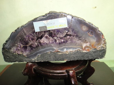 【競標網】天然高檔巴西紫水晶小型晶洞0.9公斤(網路特價品、原價2000元)限量一件