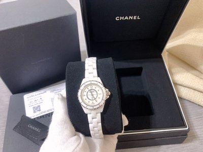 小巴黎二手名牌 真品Chanel j12 29mm 8鑽 2021購入  珍珠貝母面板 卡盒