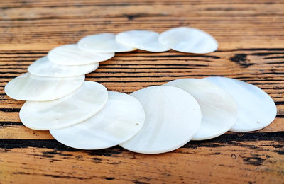 【非織不可】貝殼片 3cm、4cm 雲母片 雙孔 圓片 貝殼 原住民服飾材料