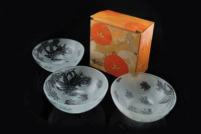 太平洋SOGO贈品-水晶楓葉雕花玻璃碗(一組3入)