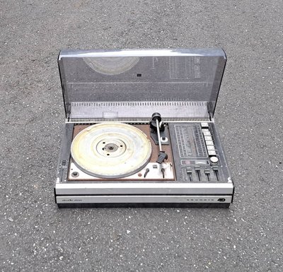 二手~(德國製) Grundig - Studio 1600 早期古董音響 早年黑膠唱片機~稀有珍貴 值得收藏