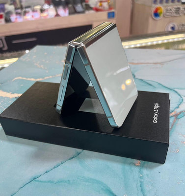 📱卡司3C彤彤手機店📱️拆封新品️SAMSUNG Galaxy Z Flip5 (8G+256GB)綠色折疊機
