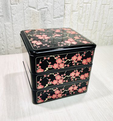【JP.com】日本製 三段重箱 壽司盒 便當盒 餅干點心盒 三層漆器 重箱 蒔繪花朵