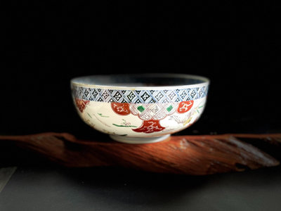 日本回流青花瓷器。老有田，釉上彩手繪鶴龜圖大碗，果子缽，茶洗