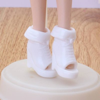 [靚妞兒小舖]可挑款11寸30cm芭比娃娃鞋子搭配時裝娃娃衣服娃娃禮娃娃大禮服