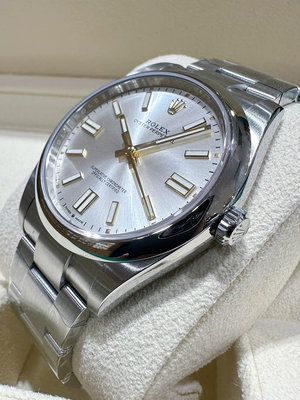 ROLEX 勞力士 Oyster Perpetual 41 124300 OP系列 銀色面盤 未使用美品