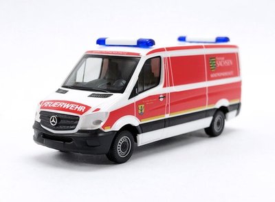 【秉田屋】現貨 Herpa Mercedes Benz 賓士 Sprinter Sachsen 消防車 救護車 1/87