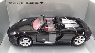 【統一模型玩具店】Mondo motors《Porsche：Carrera GT／黑色》金屬合金汽車.靜態模型1: 24【缺貨】